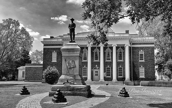 Court House-Surry, Virginia